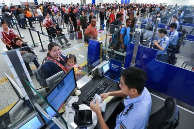 广东公安六家单位获评“全国文明单位” 出入境服务窗口尽显文明新风